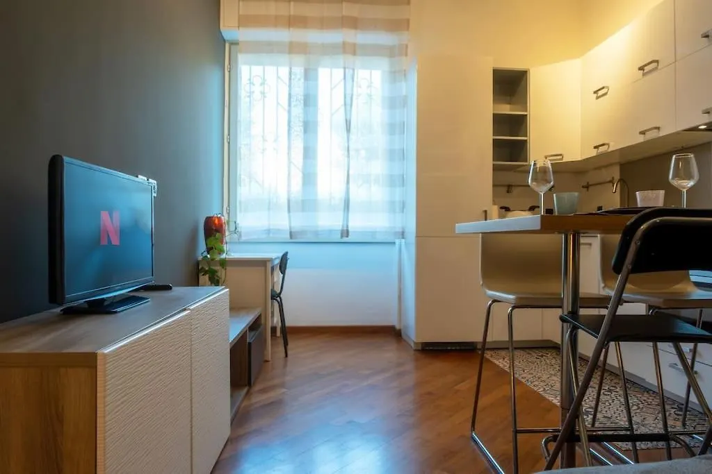 - 10 Min Duomo- M3 - Urban Retreat Διαμέρισμα Μιλάνο